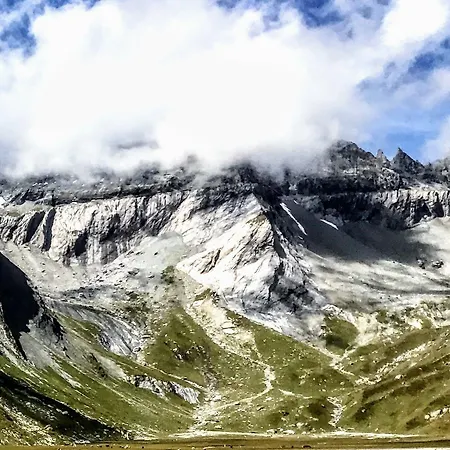 호텔 T3 Mira Val 3*