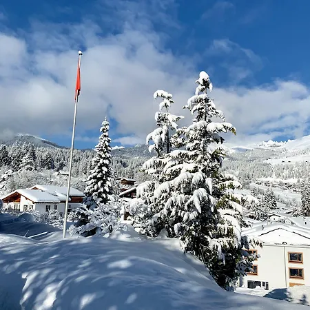 Hotel T3 Mira Val 3*