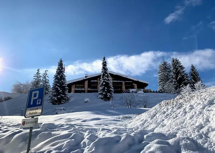 T3 Mira Val Hotel 3*